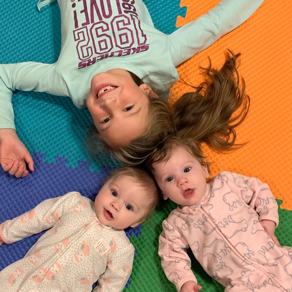 Meet your Posher, Jessica - Picture 1 of 1